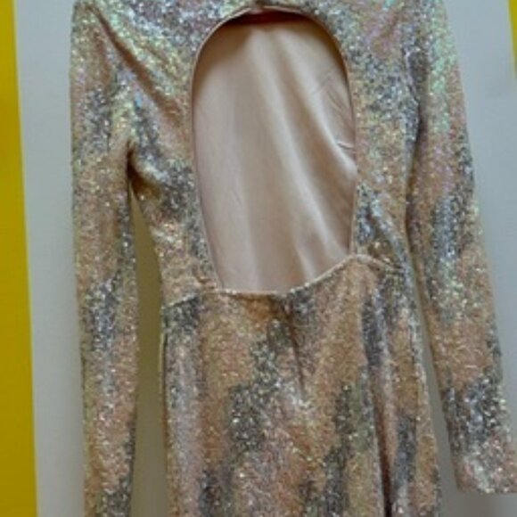 Openback Silver and Cream Sequin Mini Dress Size M - Picture 5 of 7